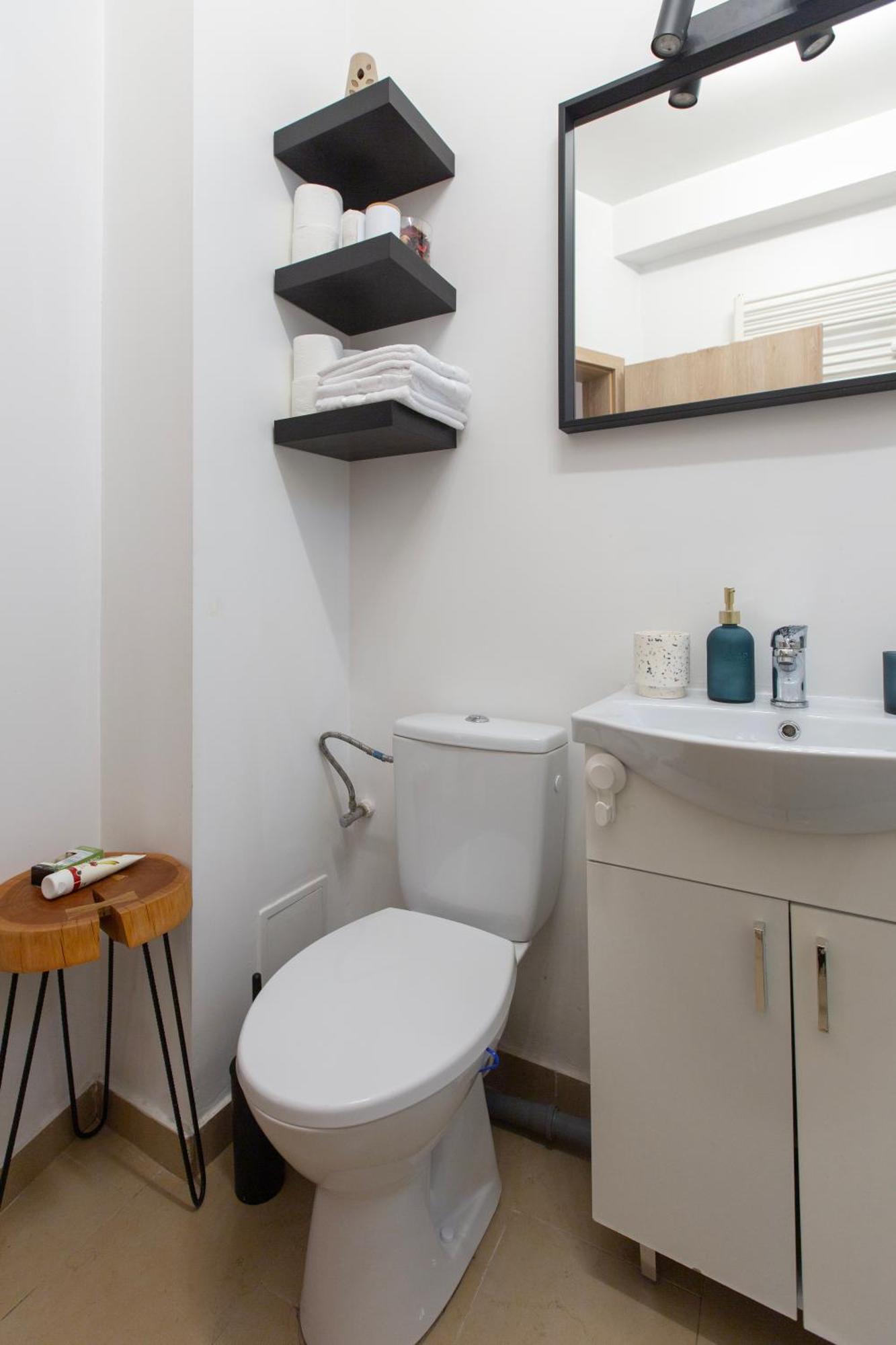 Ultracentral Hong Kong 3 Bdrm Apartment Boekarest Buitenkant foto