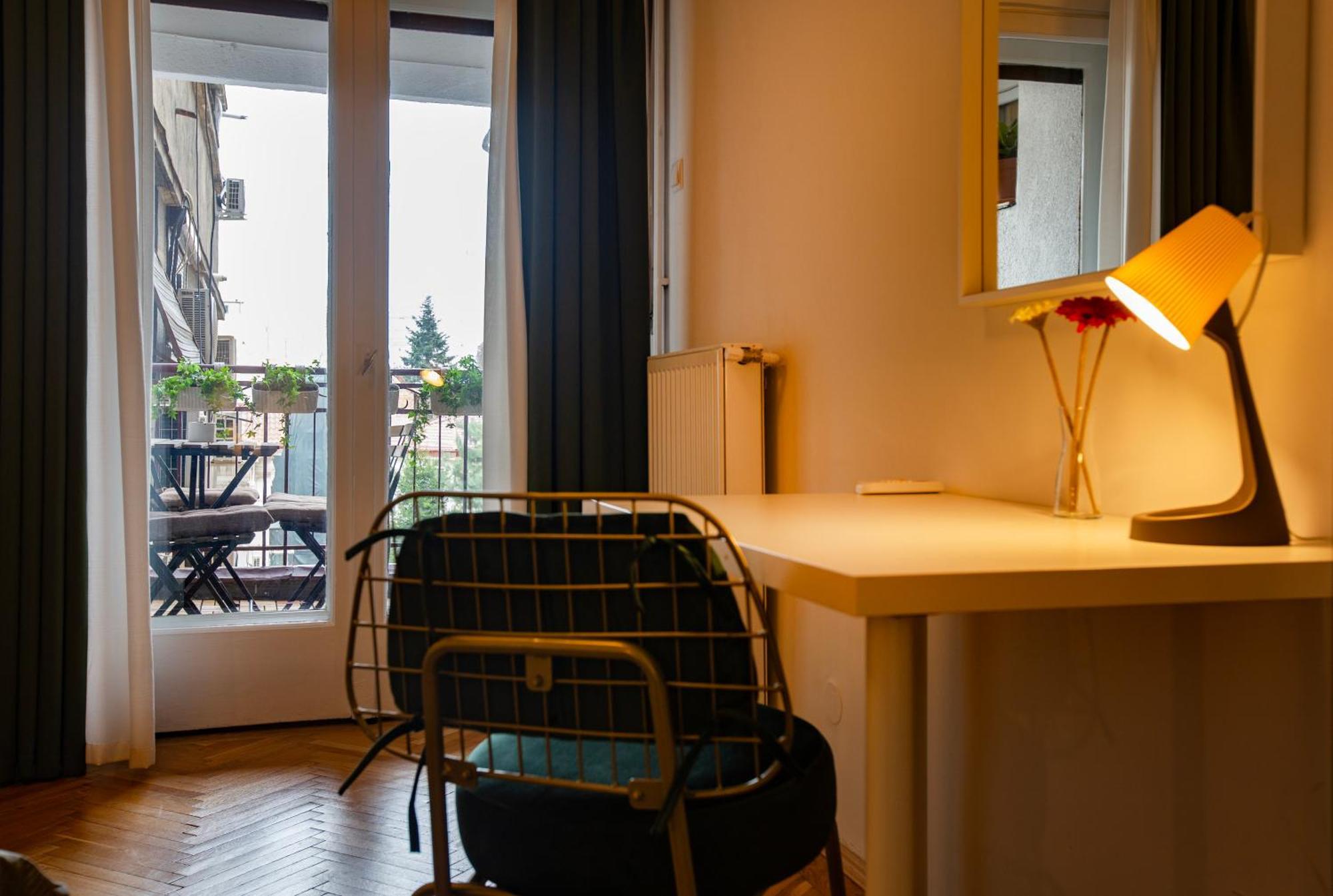Ultracentral Hong Kong 3 Bdrm Apartment Boekarest Buitenkant foto