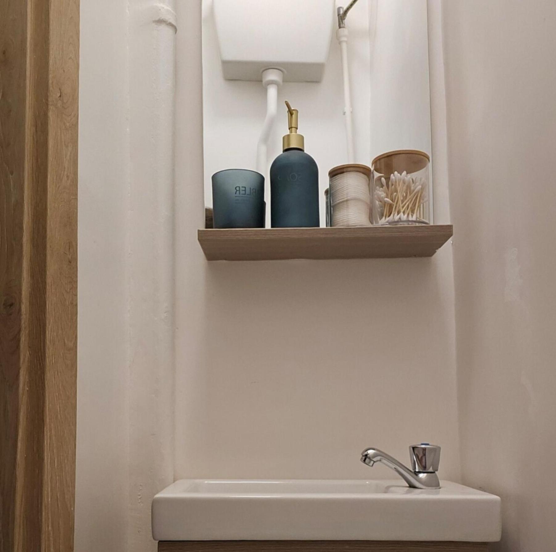 Ultracentral Hong Kong 3 Bdrm Apartment Boekarest Buitenkant foto